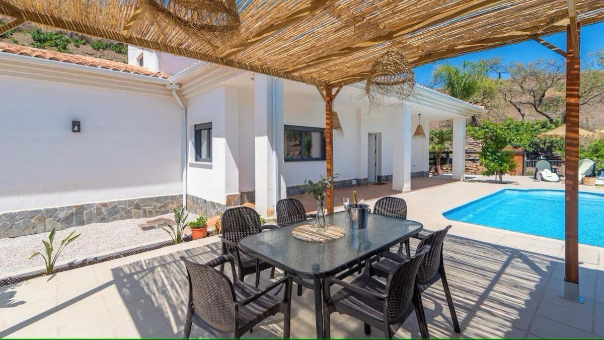 Villa Las Vinas Малага Экстерьер фото